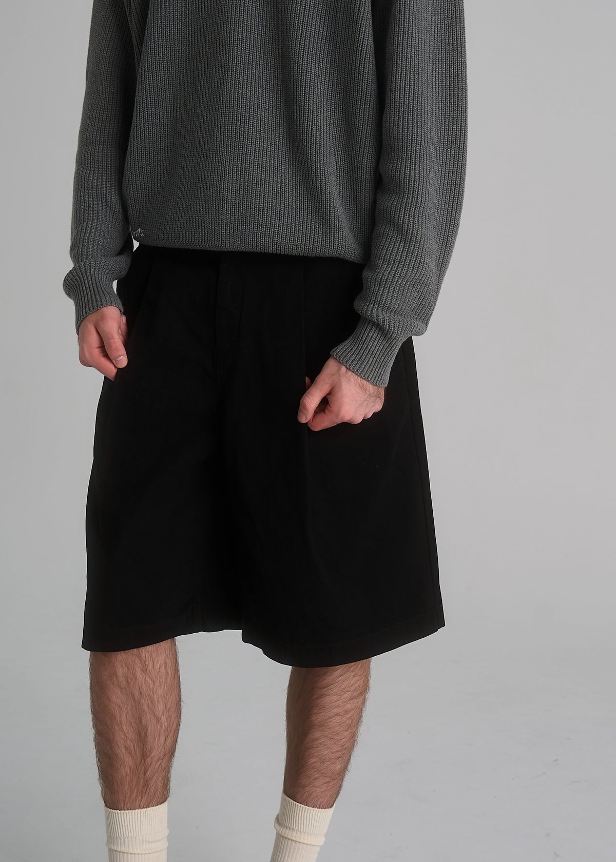 Wide Leg Pleated Short