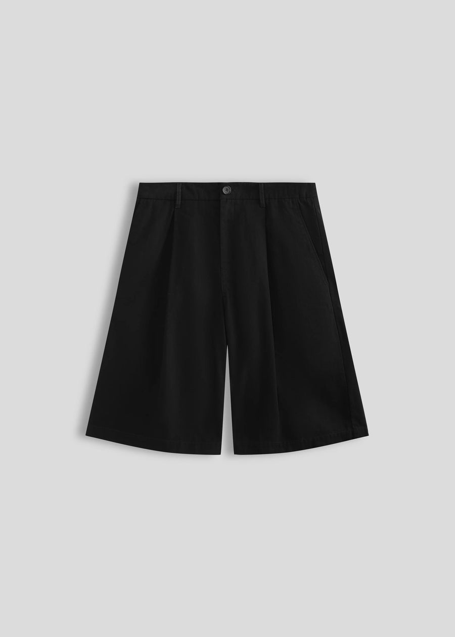 La Corsia Wide Leg Pleated Short in black, product flat lay on a plain background