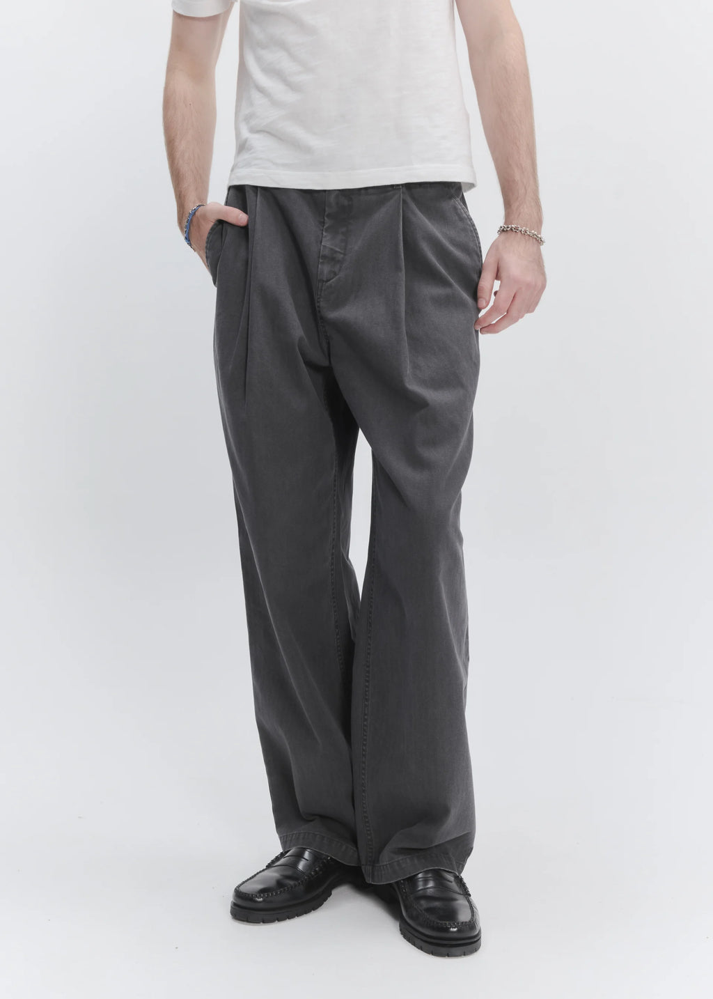 Wide Leg Pleated Trouser