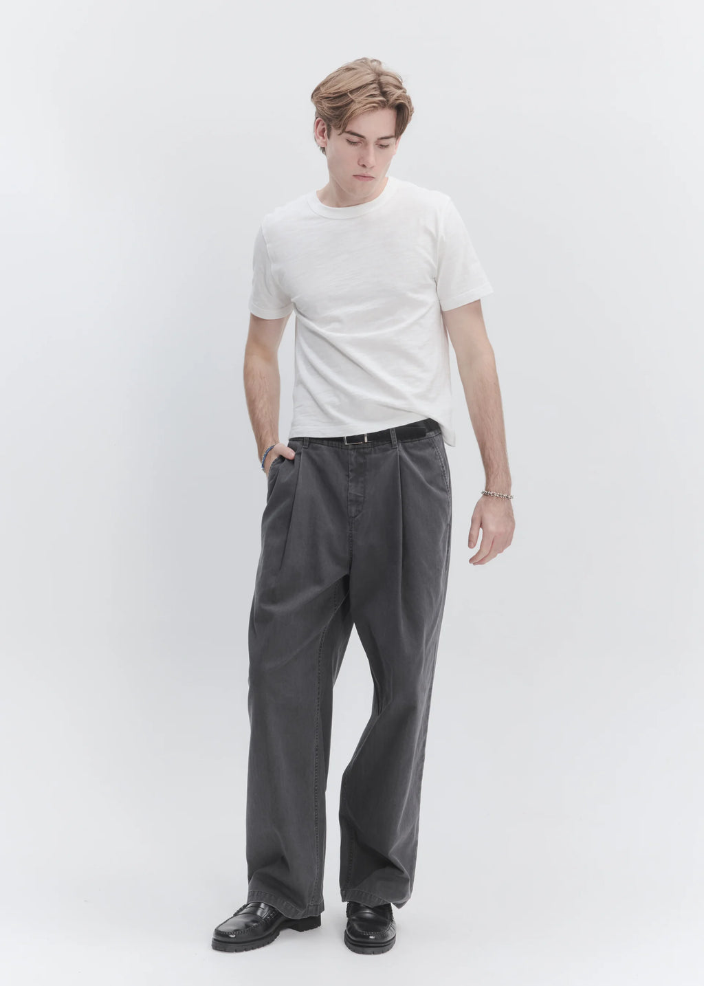 Wide Leg Pleated Trouser