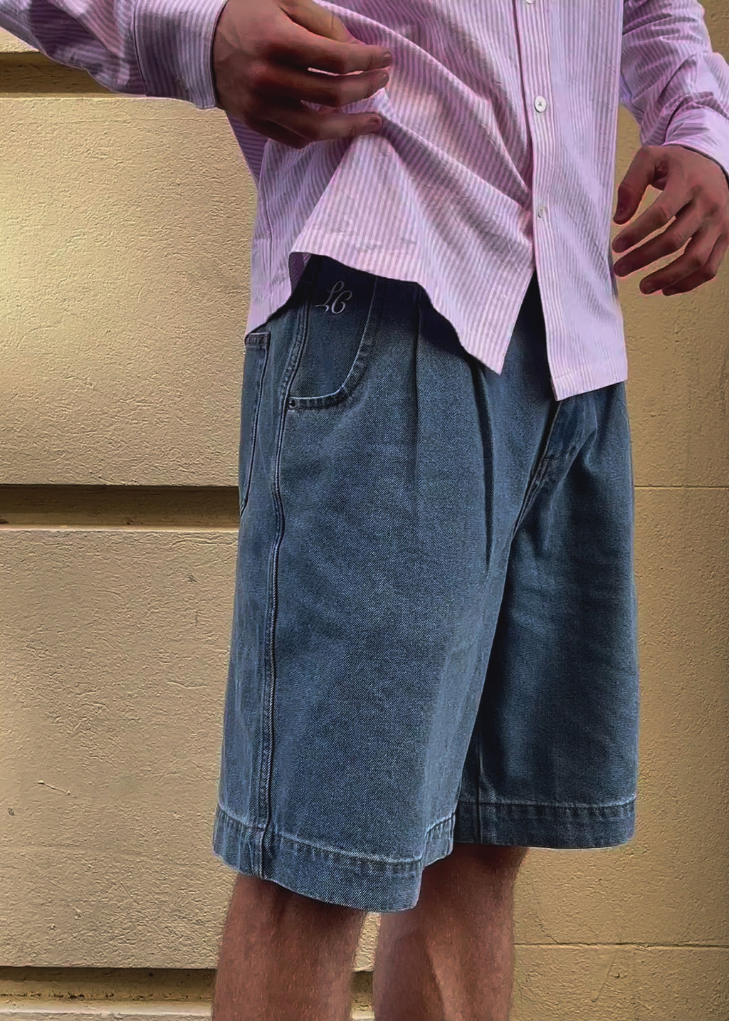 Wide Leg Pleated Shorts - Denim